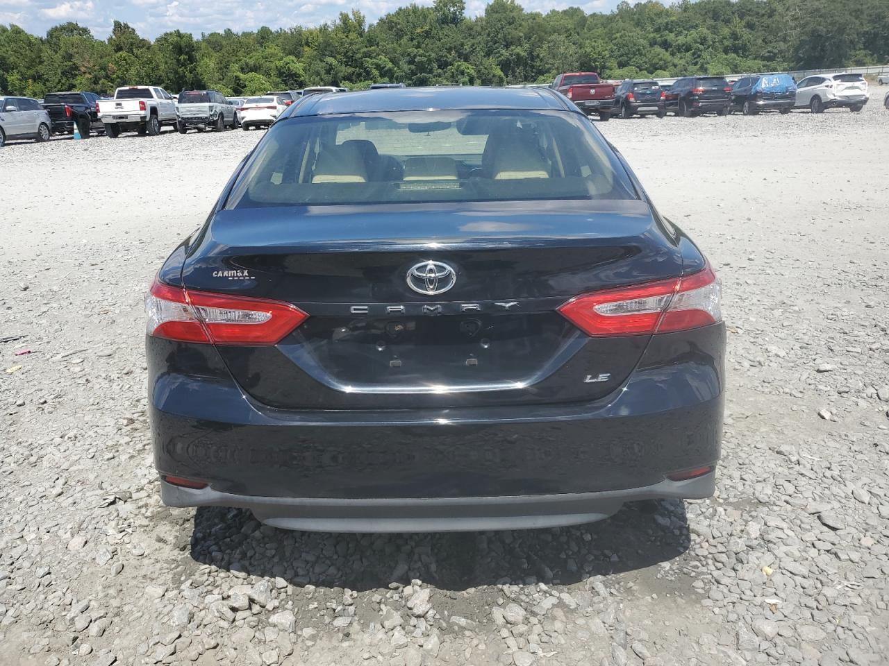 JTNB11HK7J3001725 2018 Toyota Camry L