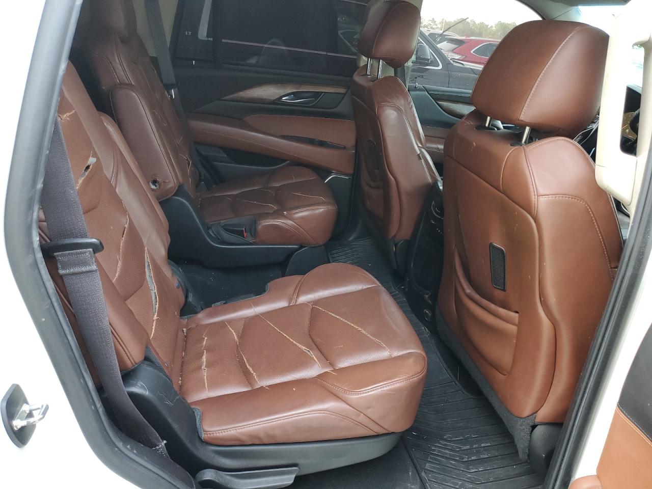 1GYS4NKJ2FR510493 2015 Cadillac Escalade Premium