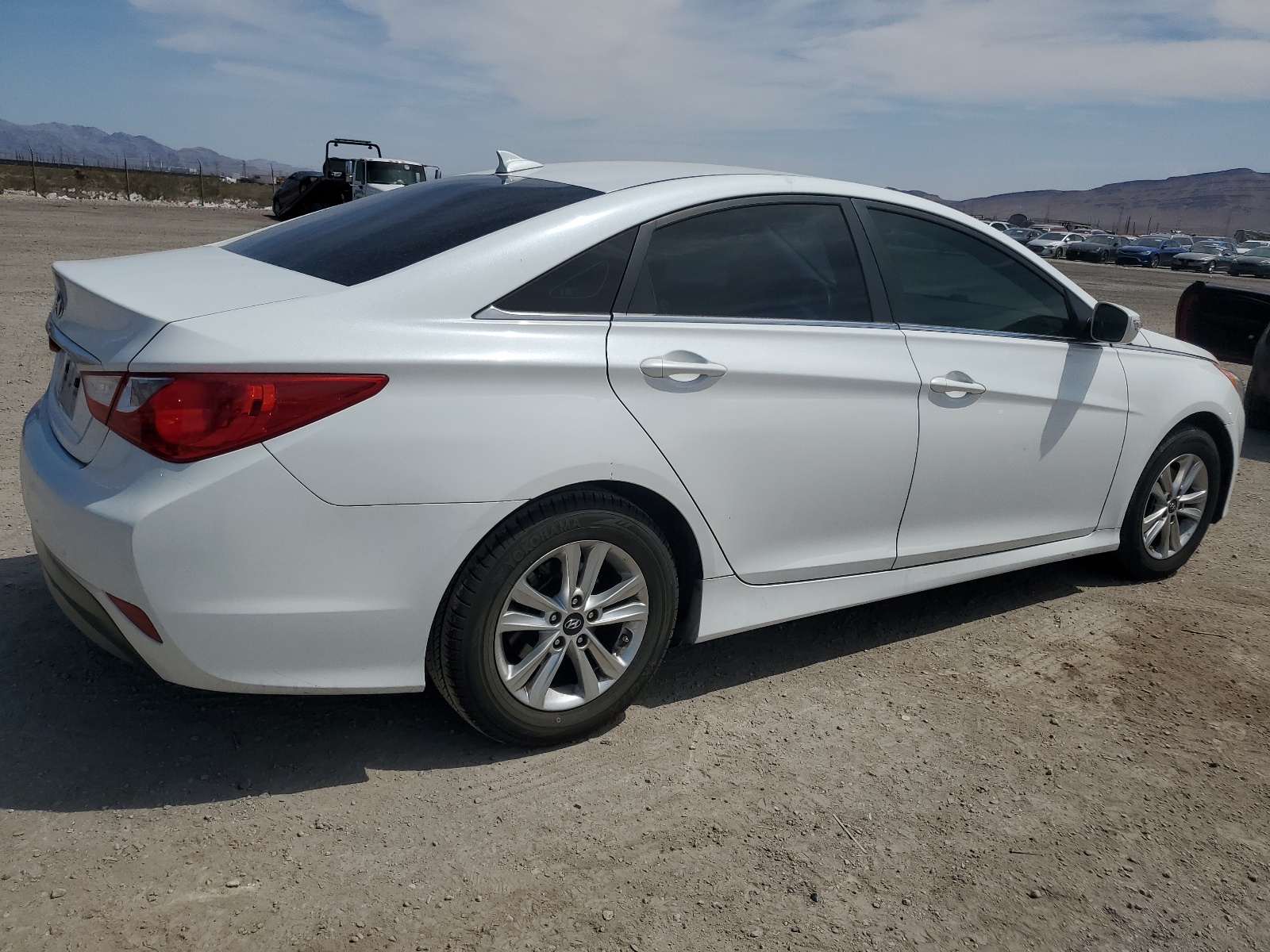 2014 Hyundai Sonata Gls vin: 5NPEB4AC8EH935342