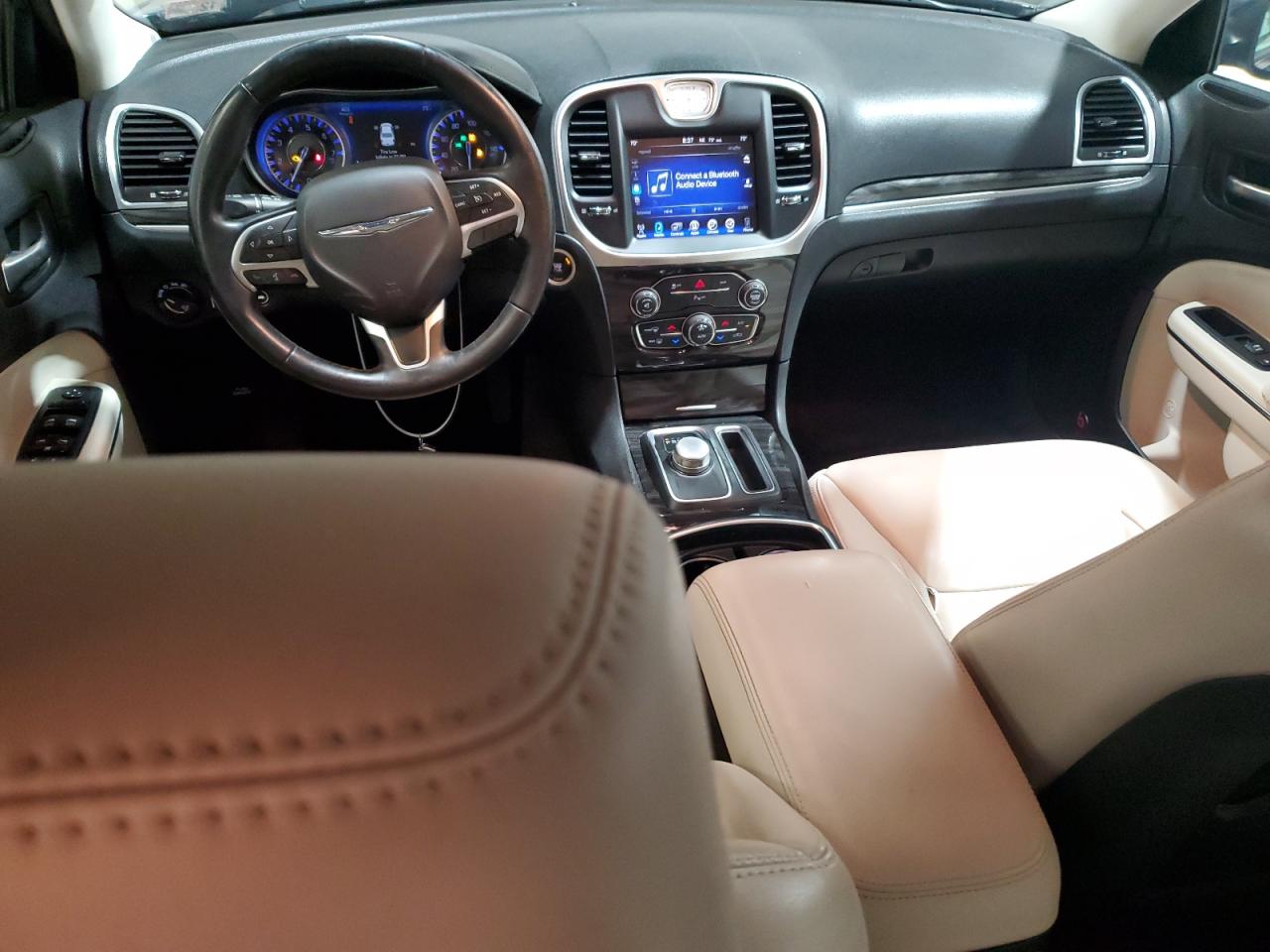 2016 Chrysler 300 Limited VIN: 2C3CCAAG3GH273837 Lot: 66417964