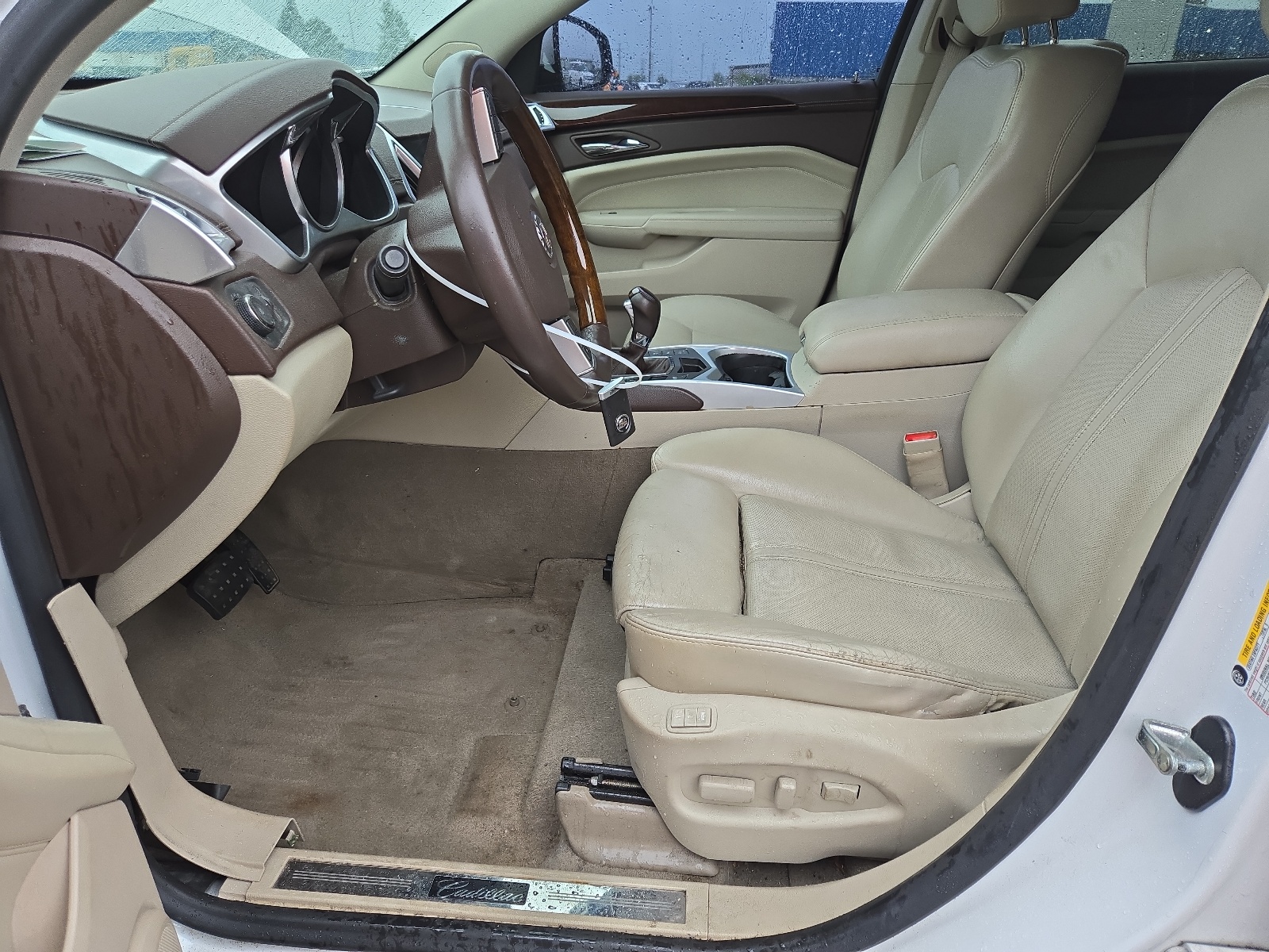 3GYFNKE63BS533860 2011 Cadillac Srx Premium Collection