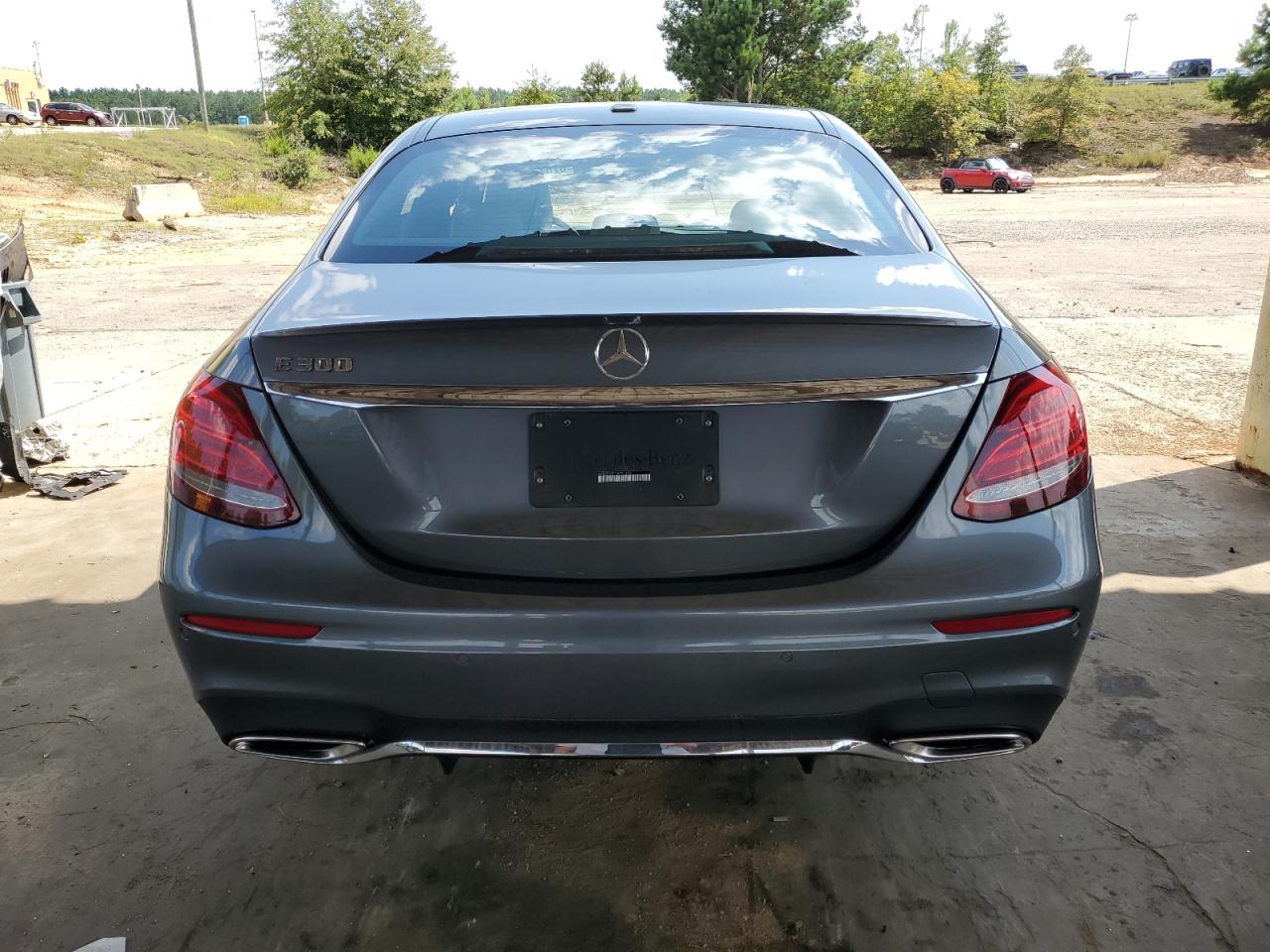 2018 Mercedes-Benz E 300 VIN: WDDZF4JB1JA321138 Lot: 67612304