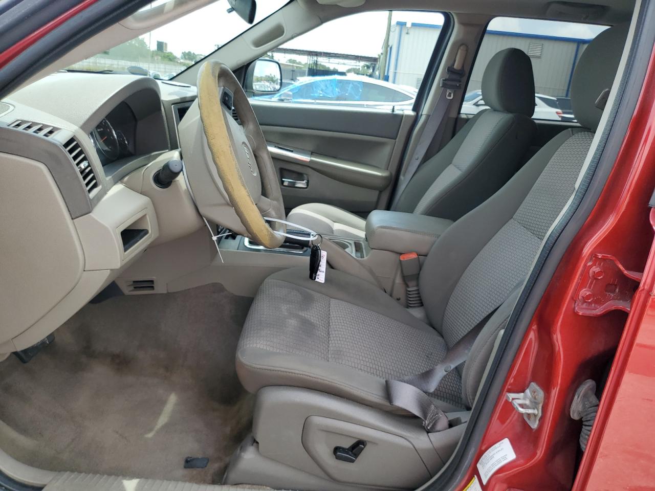 2009 Jeep Grand Cherokee Laredo VIN: 1J8GS48K39C550562 Lot: 68257024