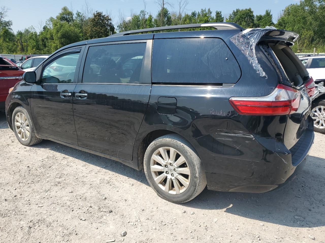 5TDDK3DC3FS112704 2015 Toyota Sienna Xle