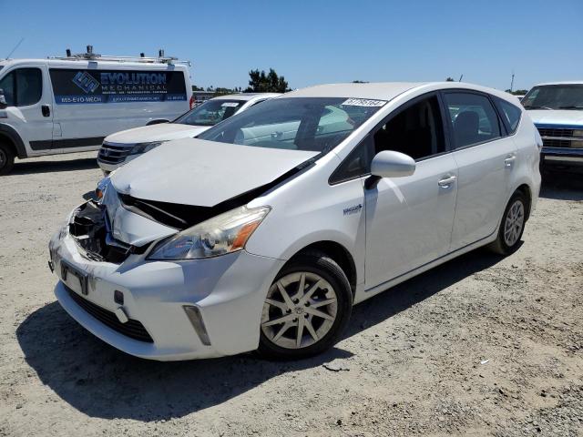 2014 Toyota Prius V  на продаже в Antelope, CA - Front End