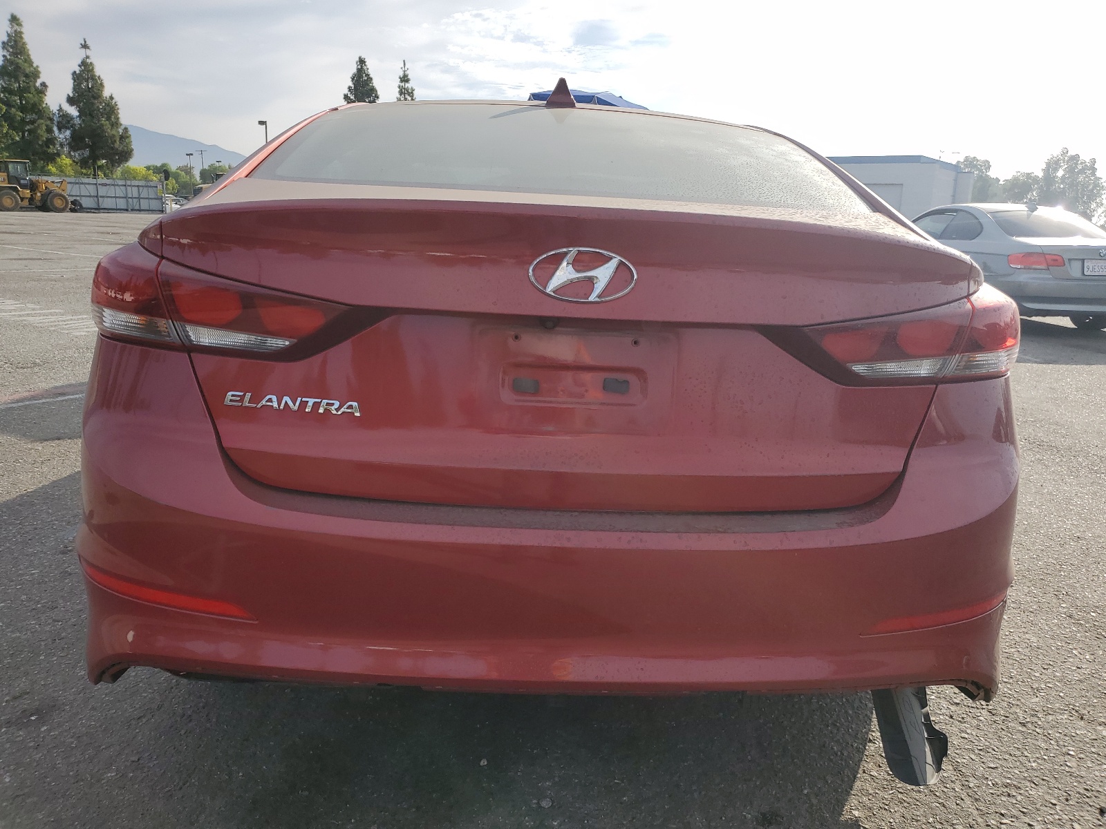 KMHD84LF3HU418201 2017 Hyundai Elantra Se