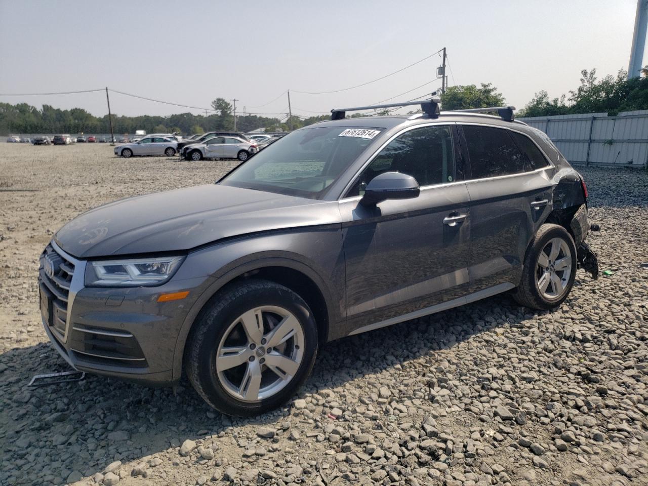 WA1BNAFY3K2045660 2019 AUDI Q5 - Image 1