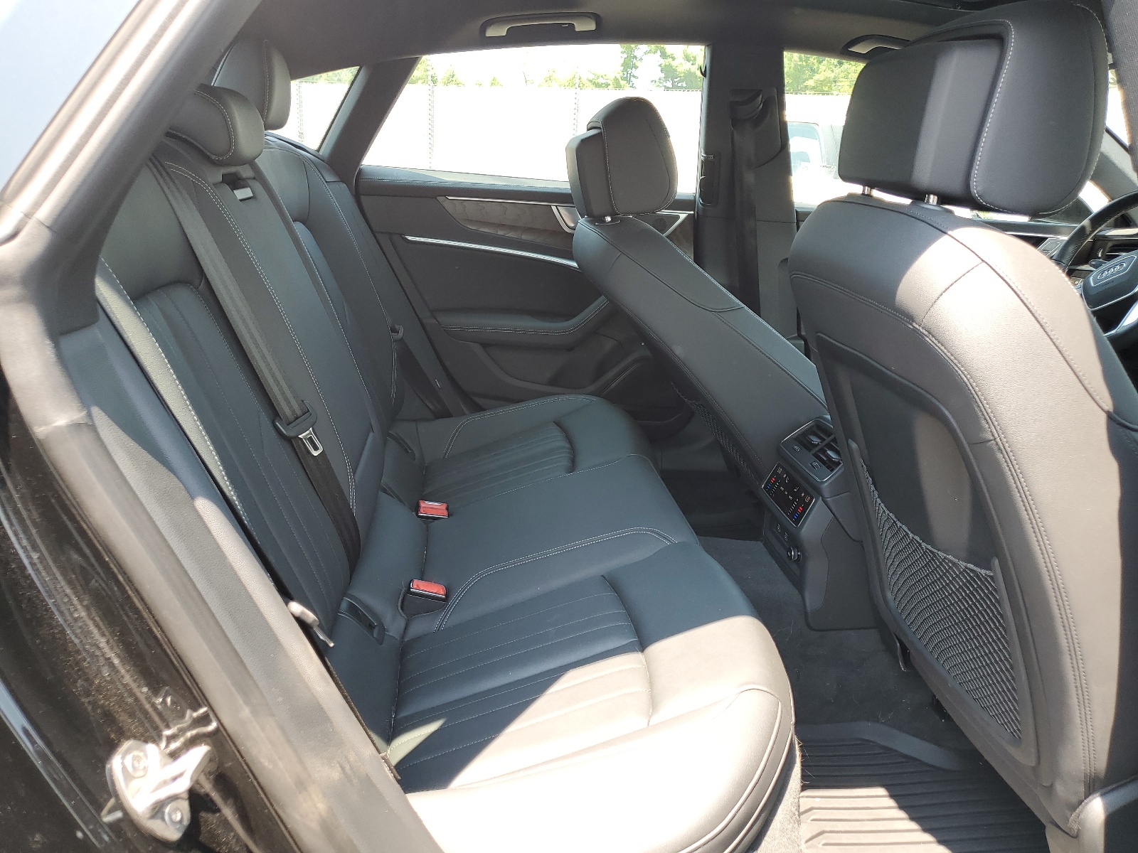 WAUTPBF27MN068461 2021 Audi A7 E Premium Plus