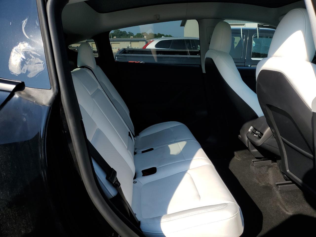 2023 Tesla Model Y VIN: 7SAYGDEF2PF834112 Lot: 65325344