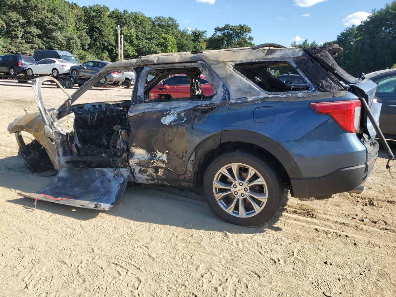 2020 Ford Explorer - Image 2