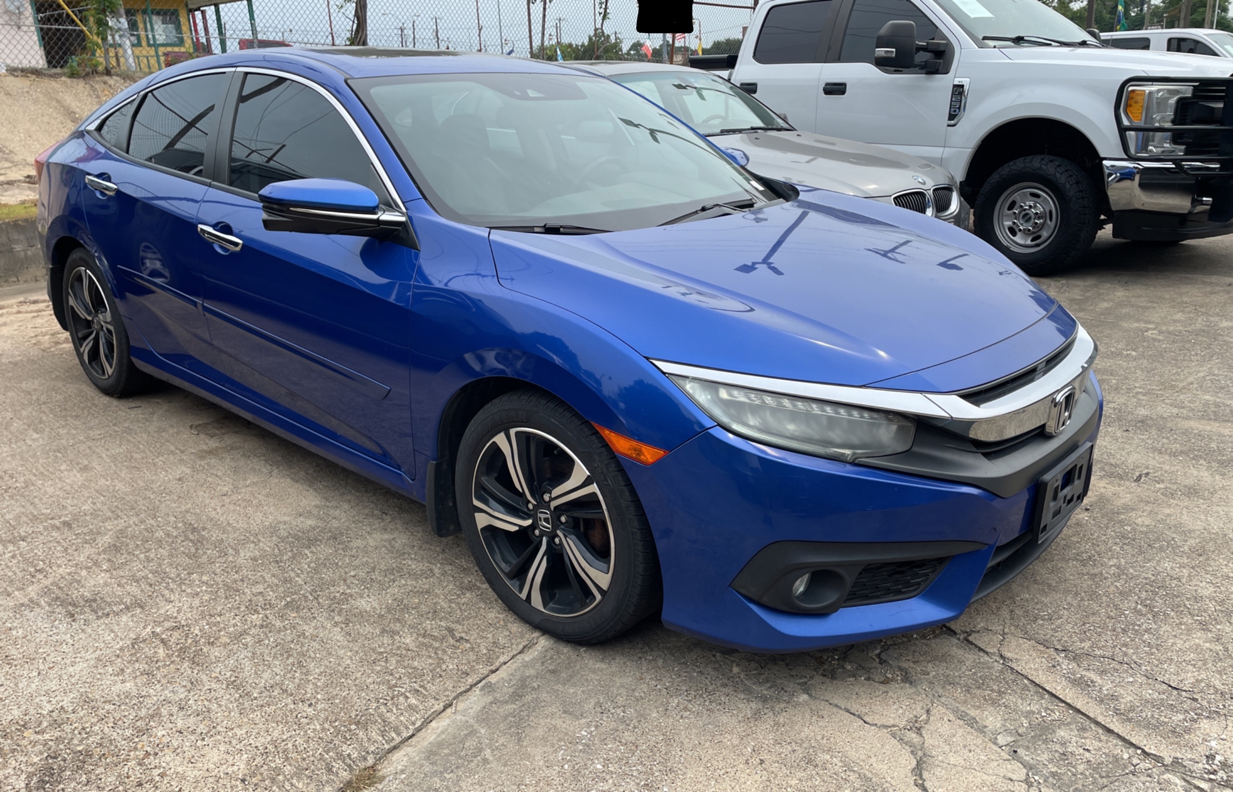 2016 Honda Civic Touring vin: 19XFC1F90GE204473