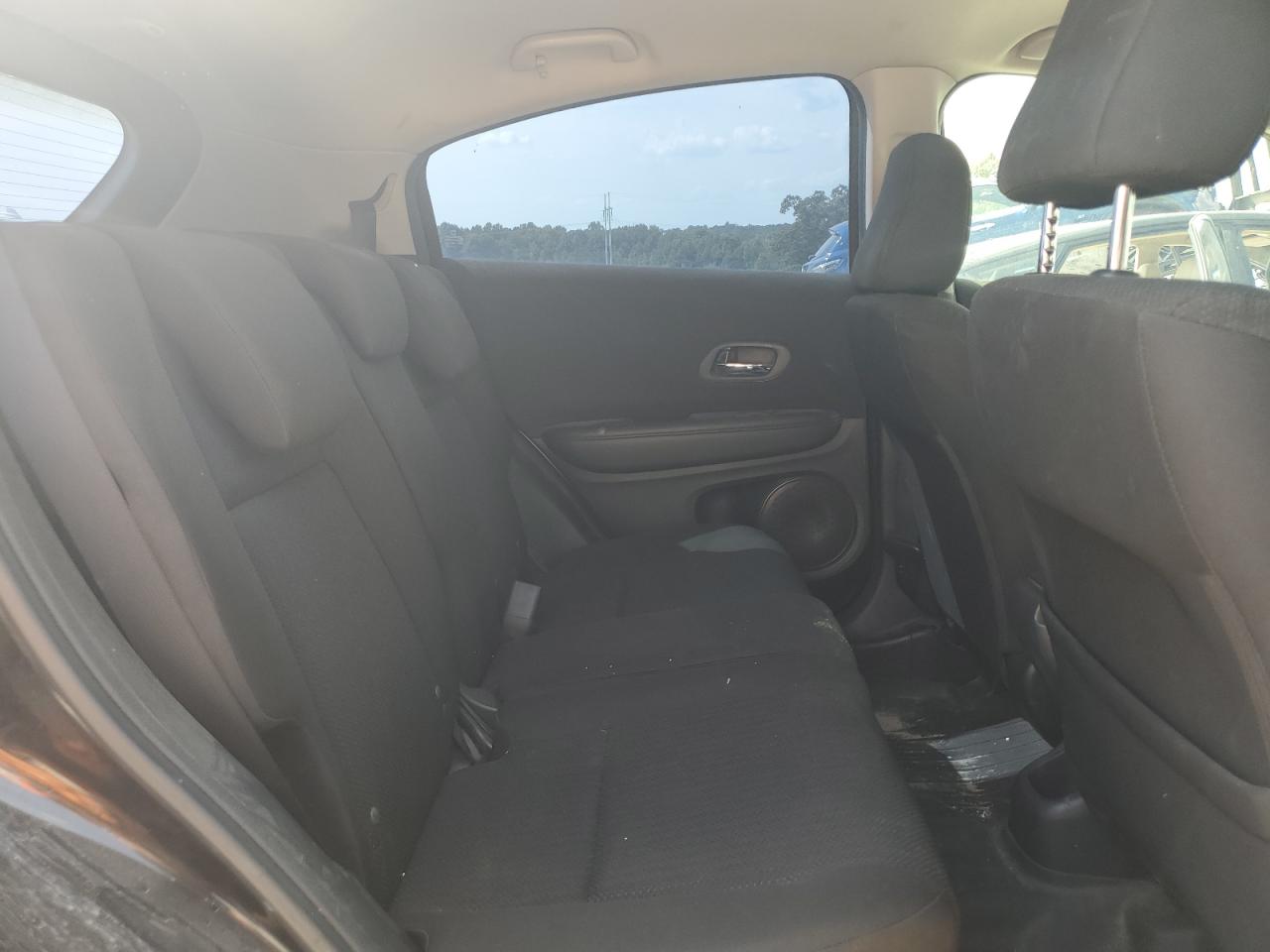 2018 Honda Hr-V Lx VIN: 3CZRU5H34JG700053 Lot: 67260354