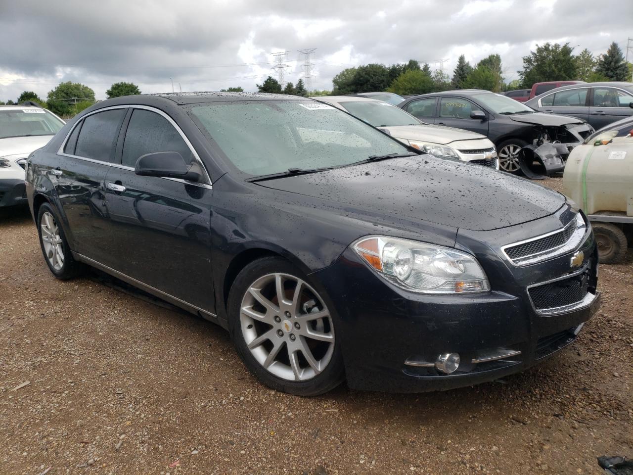 2010 Chevrolet Malibu - Image 4