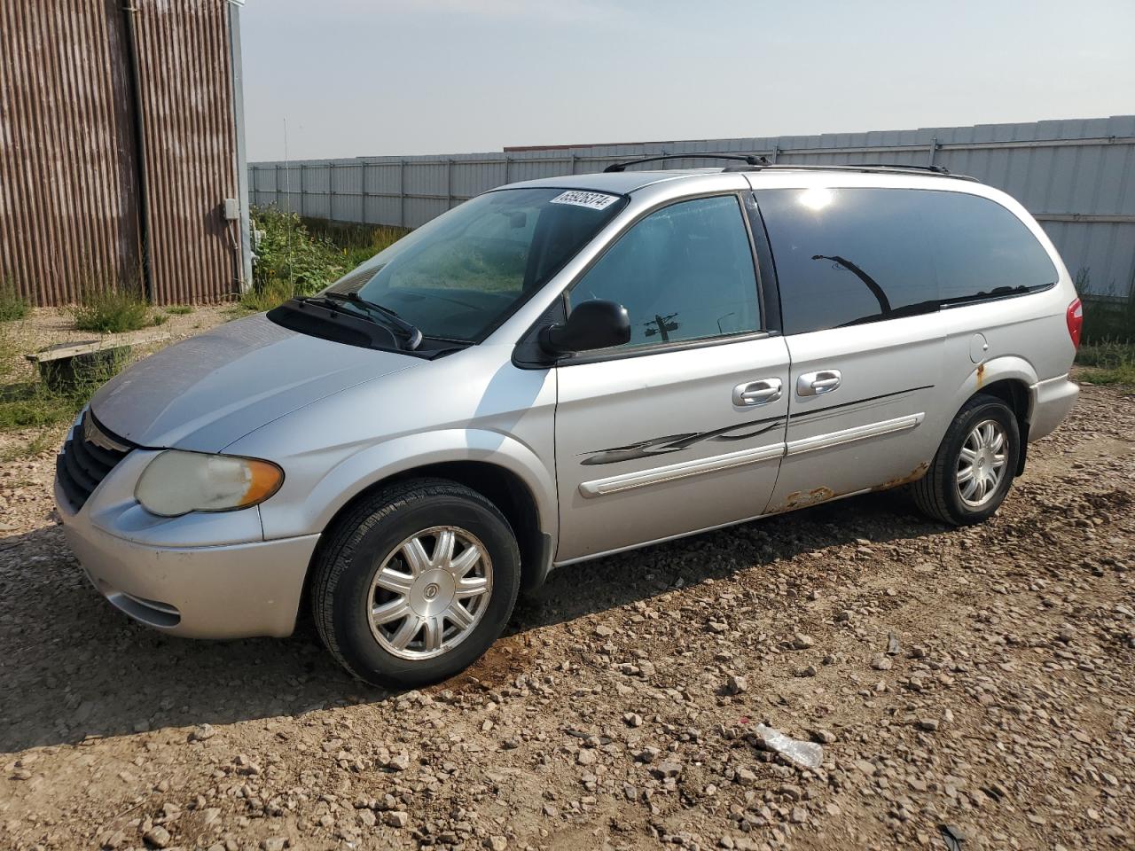 2007 Chrysler Town & Country - Image 1