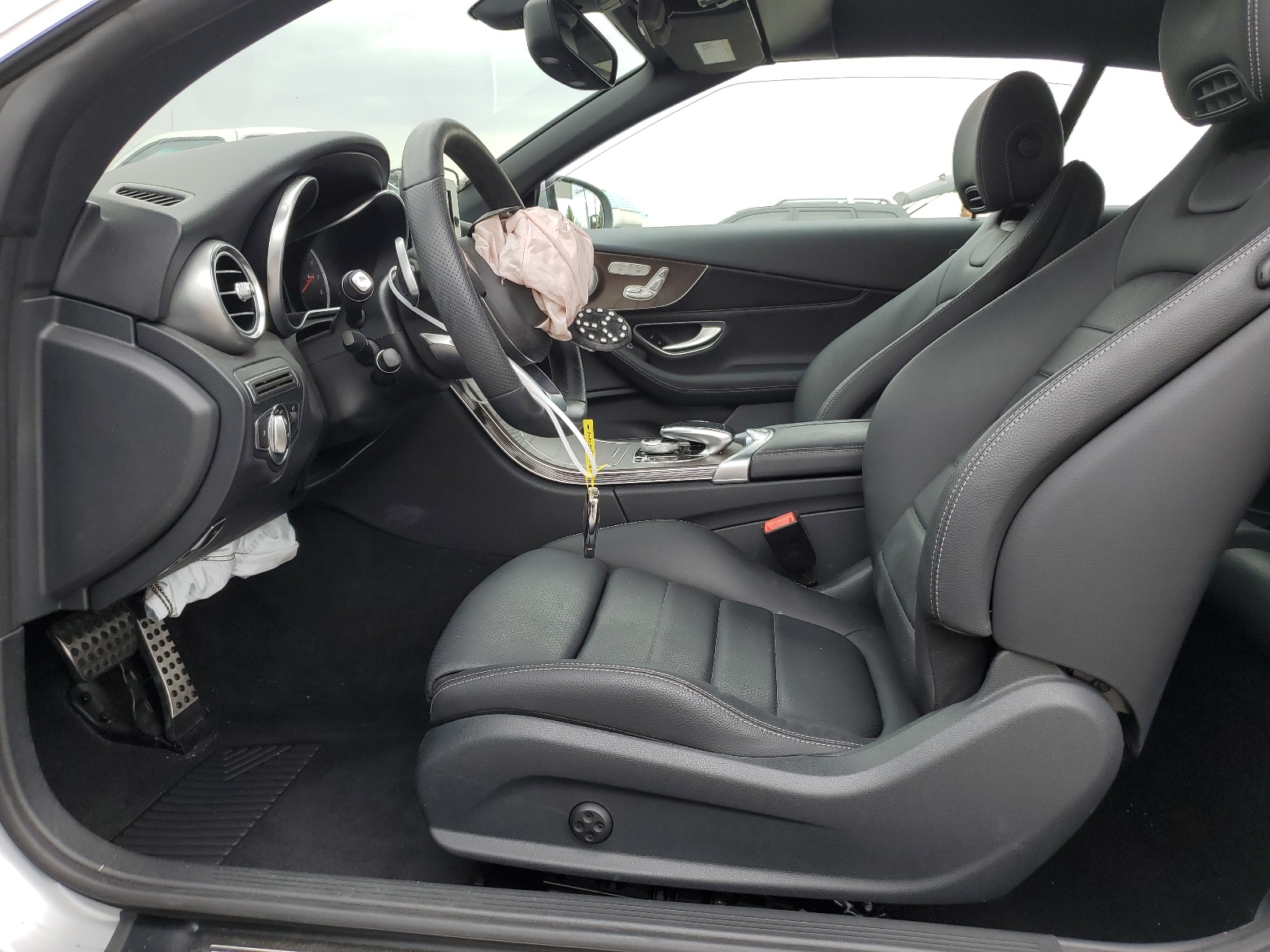 WDDWK4JB1JF749826 2018 Mercedes-Benz C 300