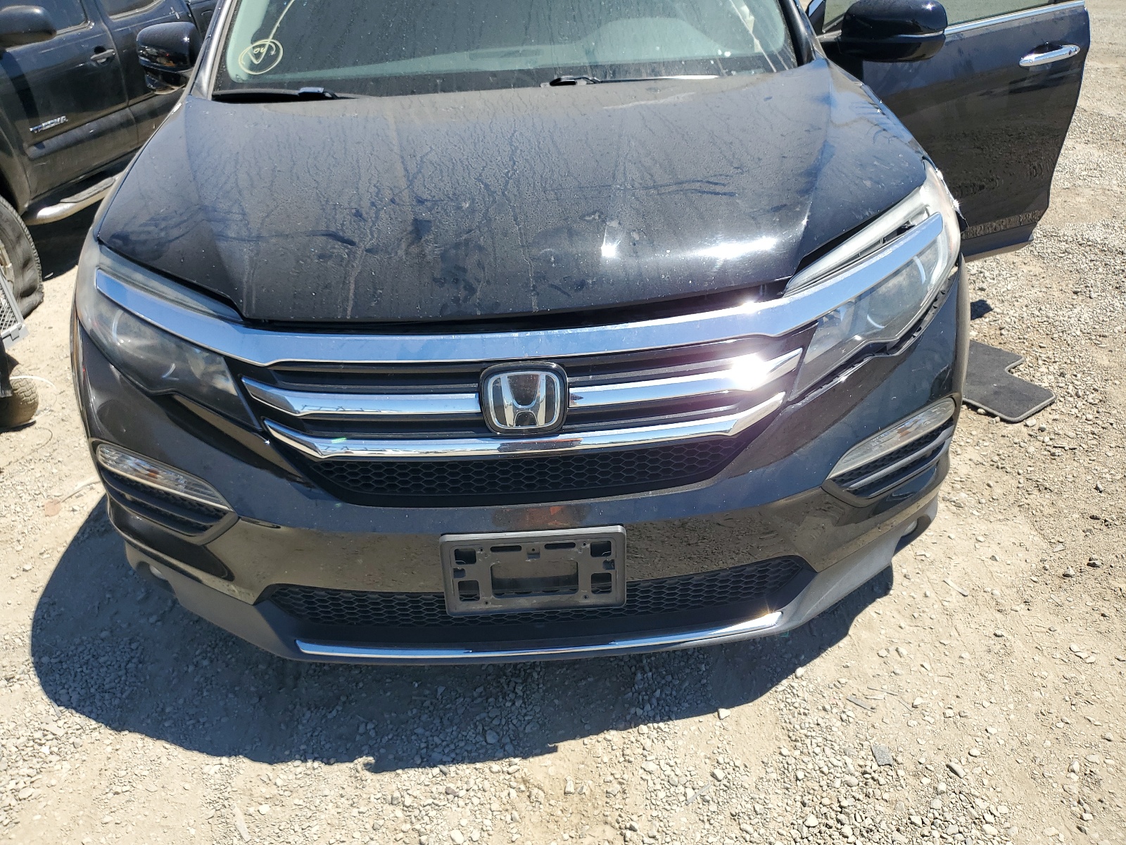5FNYF6H99HB003144 2017 Honda Pilot Touring