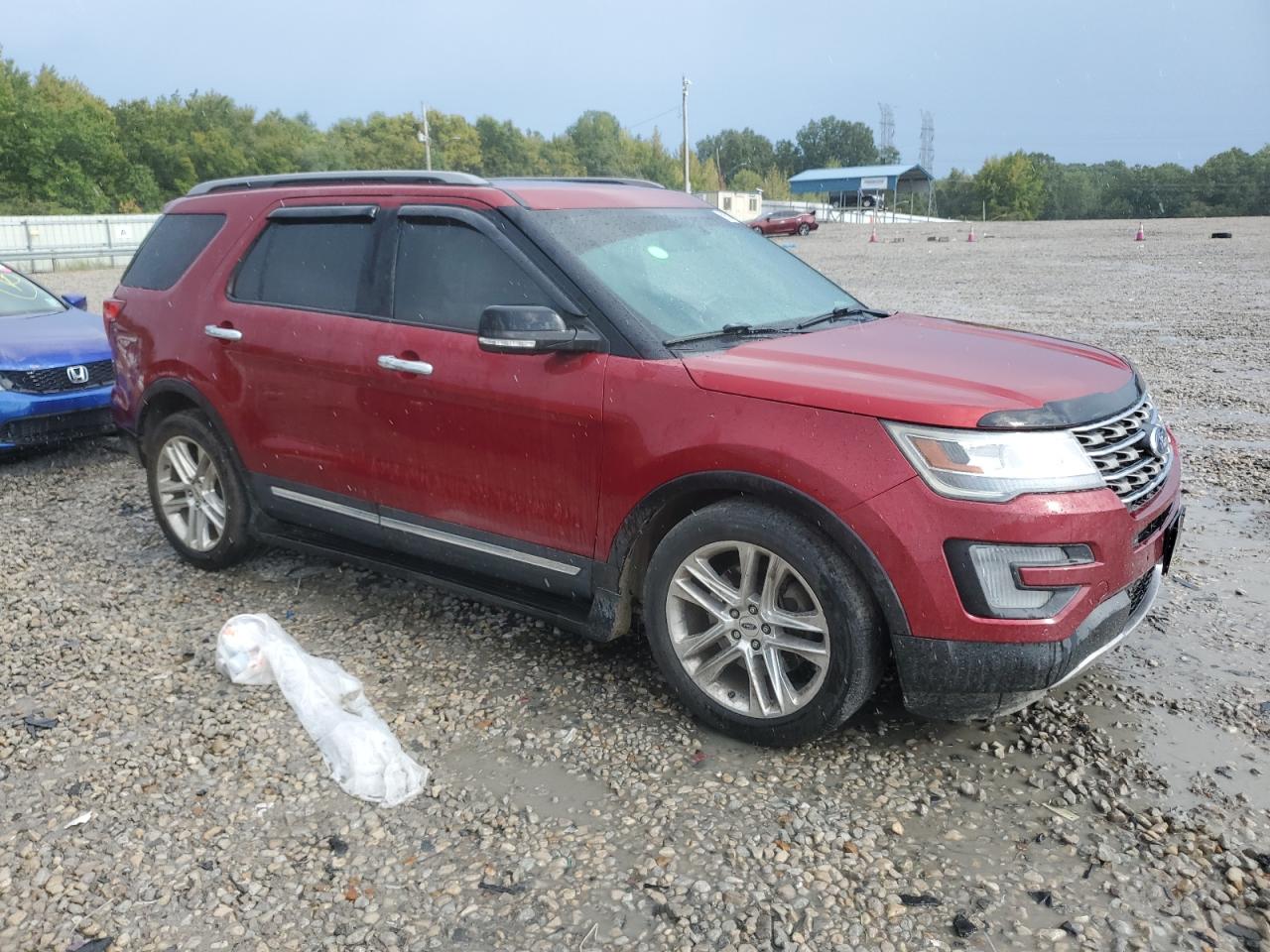 2017 Ford Explorer - Image 4
