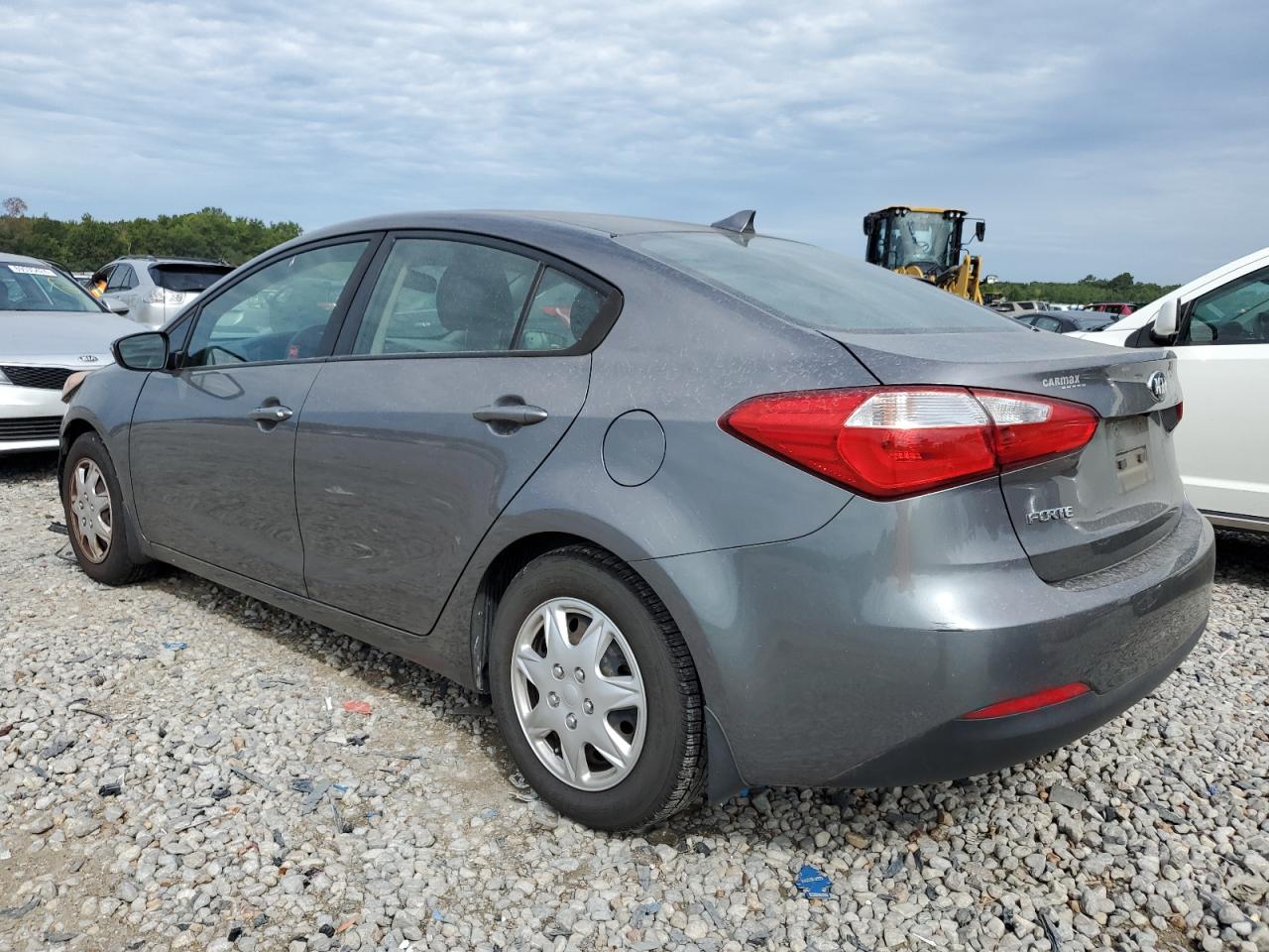 KNAFX4A67G5519279 2016 KIA FORTE - Image 2