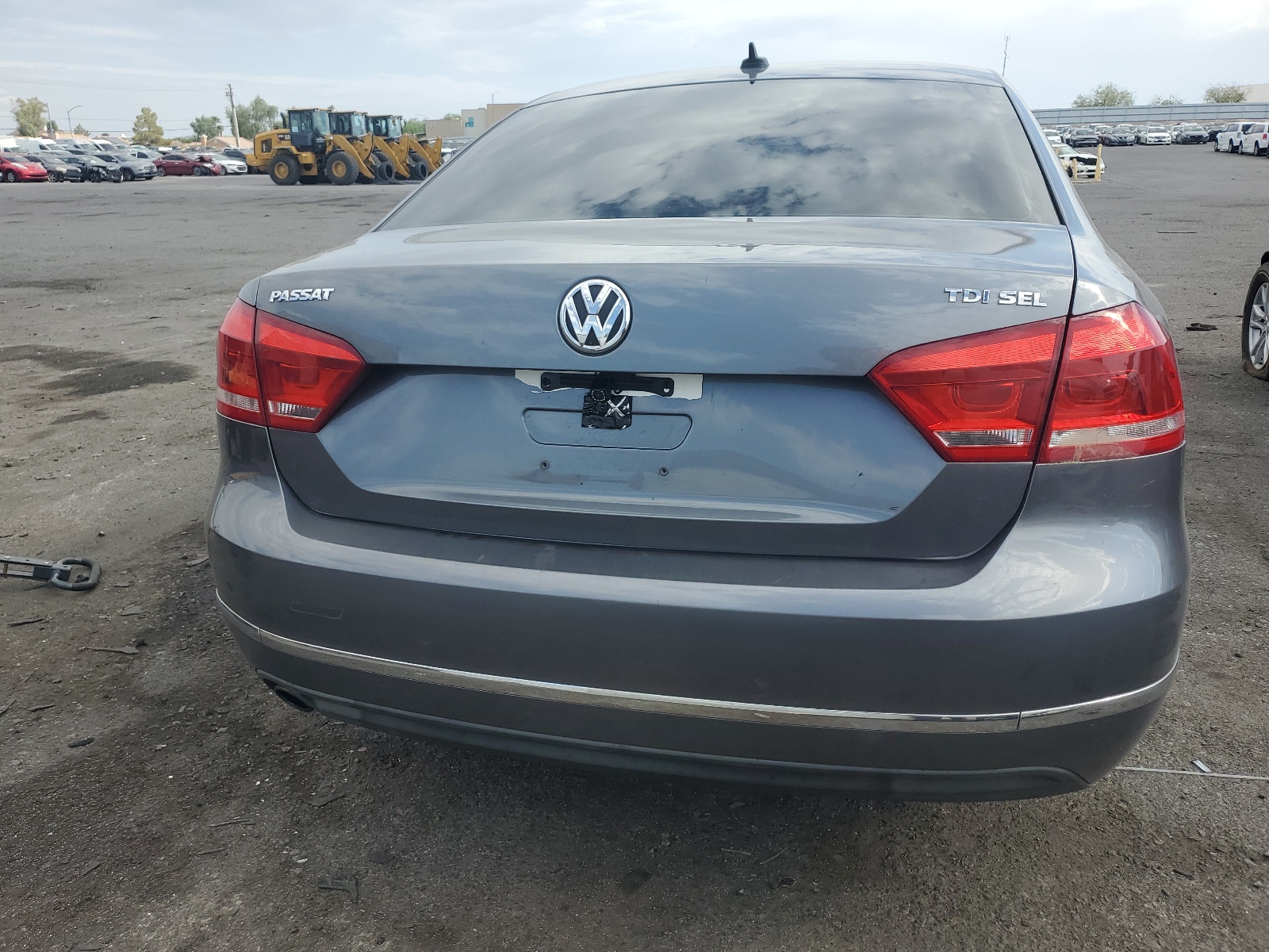 1VWCN7A32EC045346 2014 Volkswagen Passat Sel