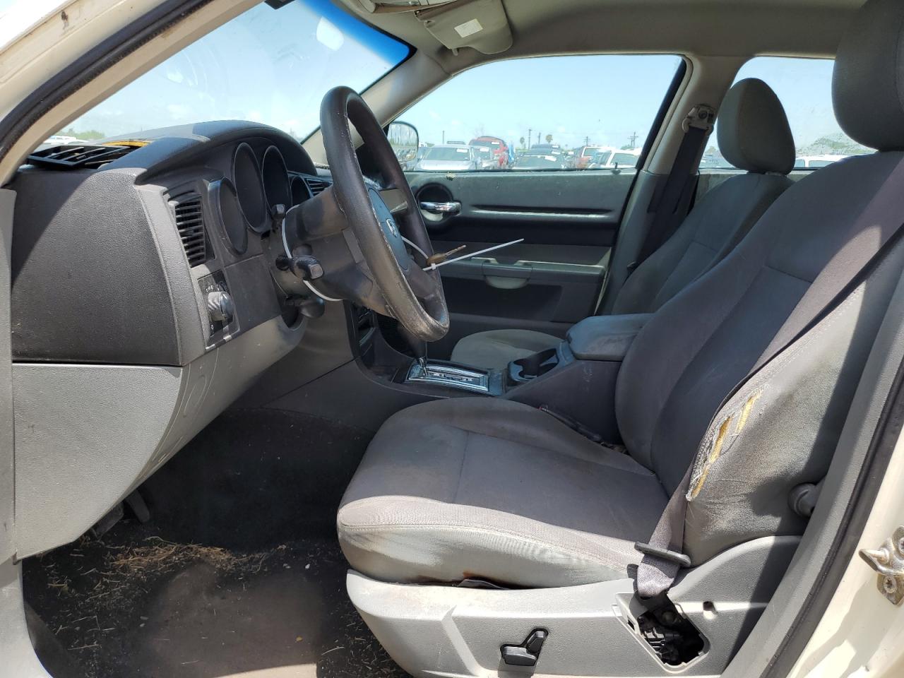 2005 Dodge Magnum Se VIN: 2D4FV48TX5H629501 Lot: 65846204