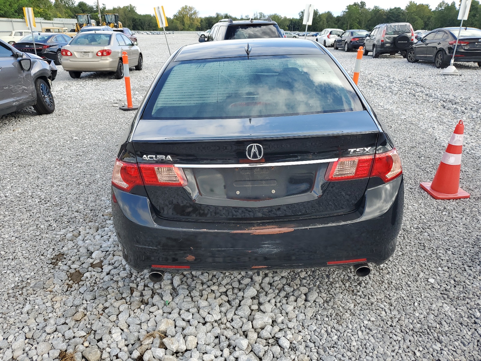 JH4CU2F60BC000671 2011 Acura Tsx