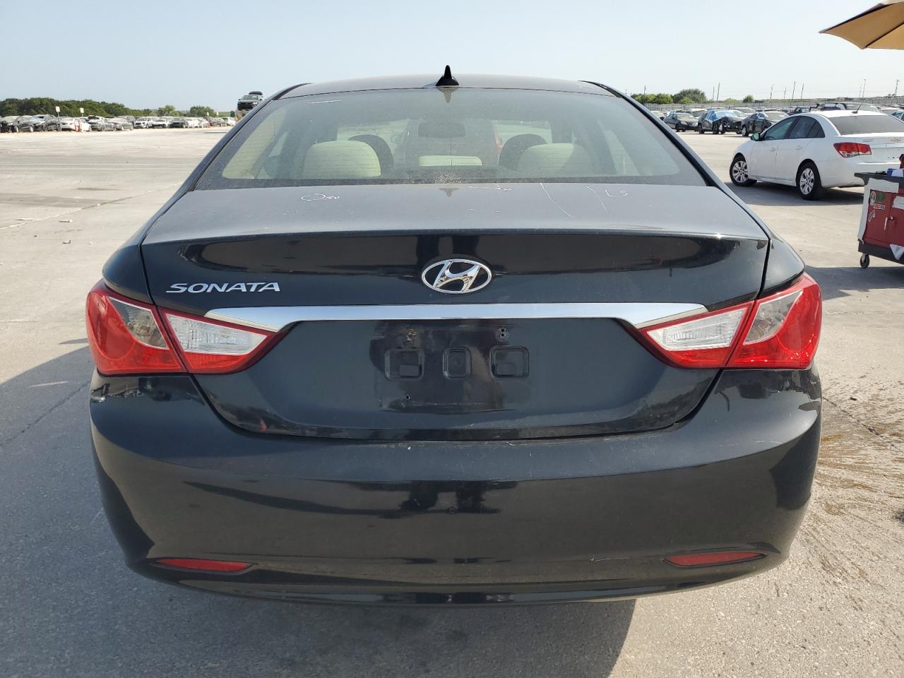 5NPEB4AC8DH659081 2013 Hyundai Sonata Gls