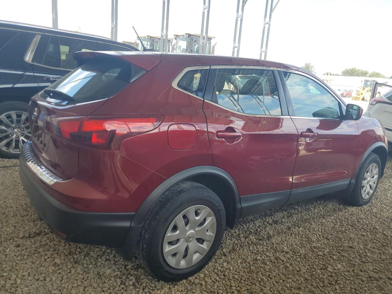 2019 Nissan Rogue - Image 3