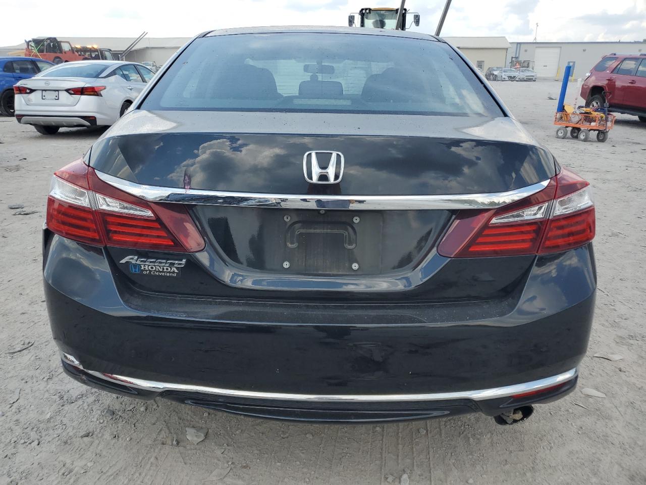 2016 Honda Accord Lx VIN: 1HGCR2F32GA220424 Lot: 69625624