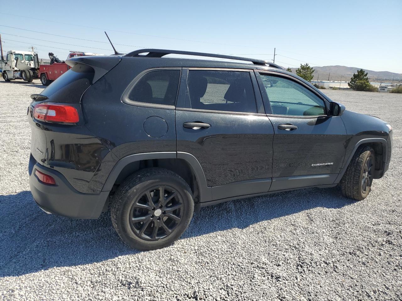 2016 Jeep Grand Cherokee - Image 3