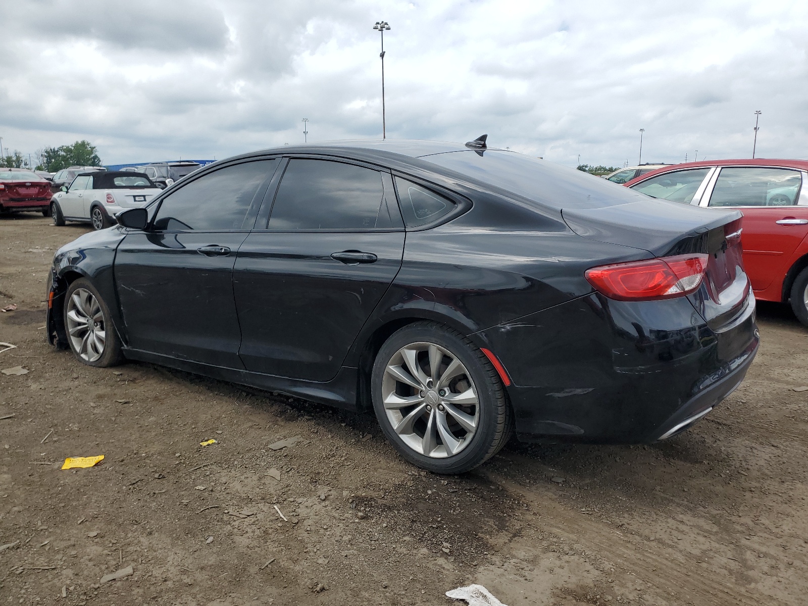 2015 Chrysler 200 S vin: 1C3CCCBG6FN505881