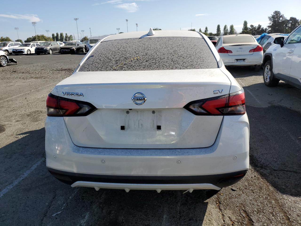 2021 Nissan Versa - Image 6