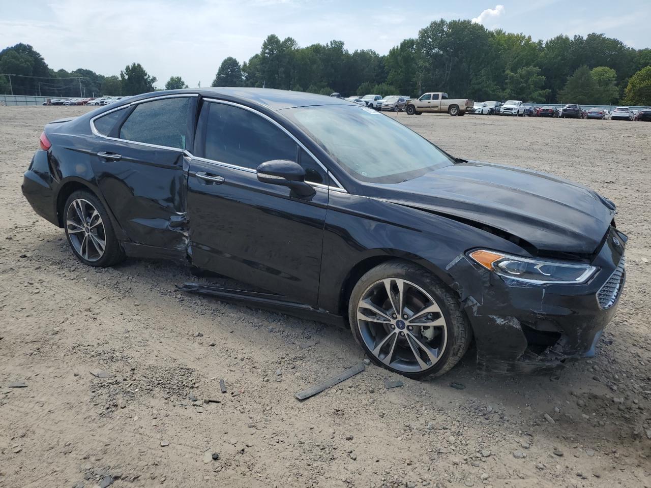 2020 Ford Fusion - Image 4