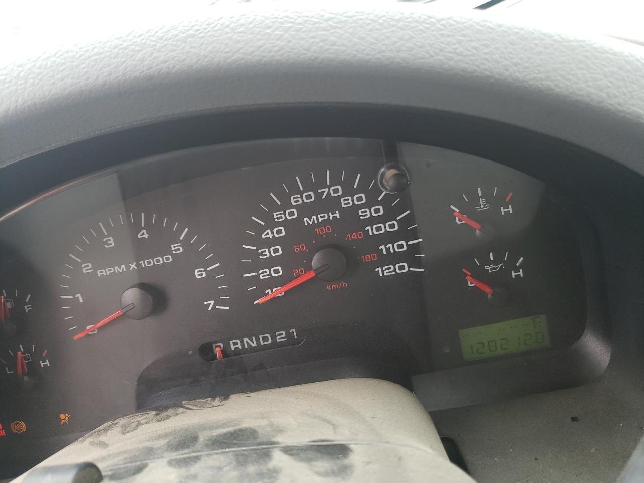 2005 Ford F-150 - Image 9