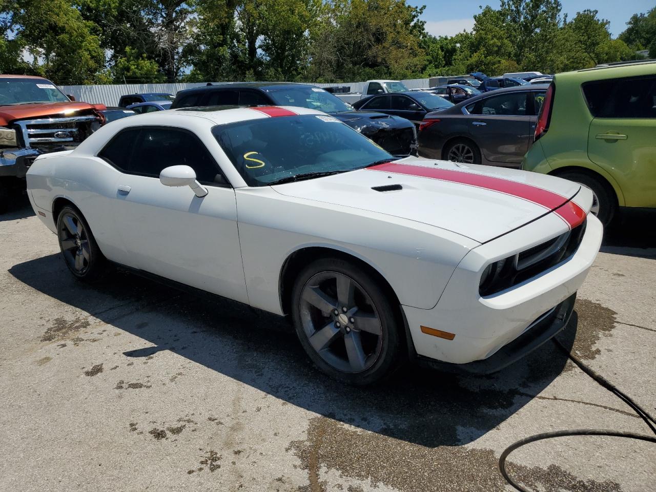 2013 Dodge Challenger - Image 4