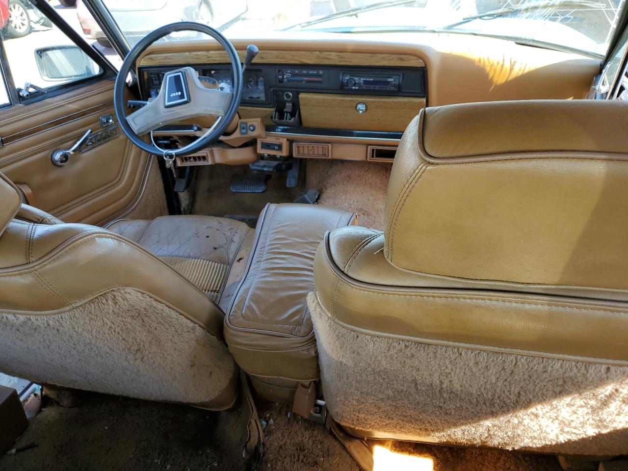 1986 Jeep Grand Wagoneer - Image 8