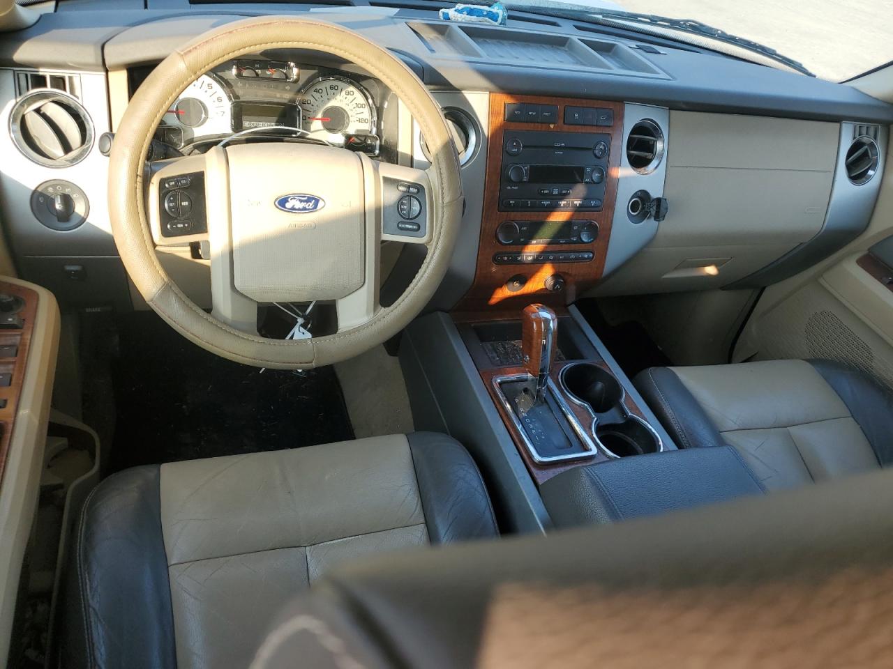 2007 Ford Expedition - Image 8