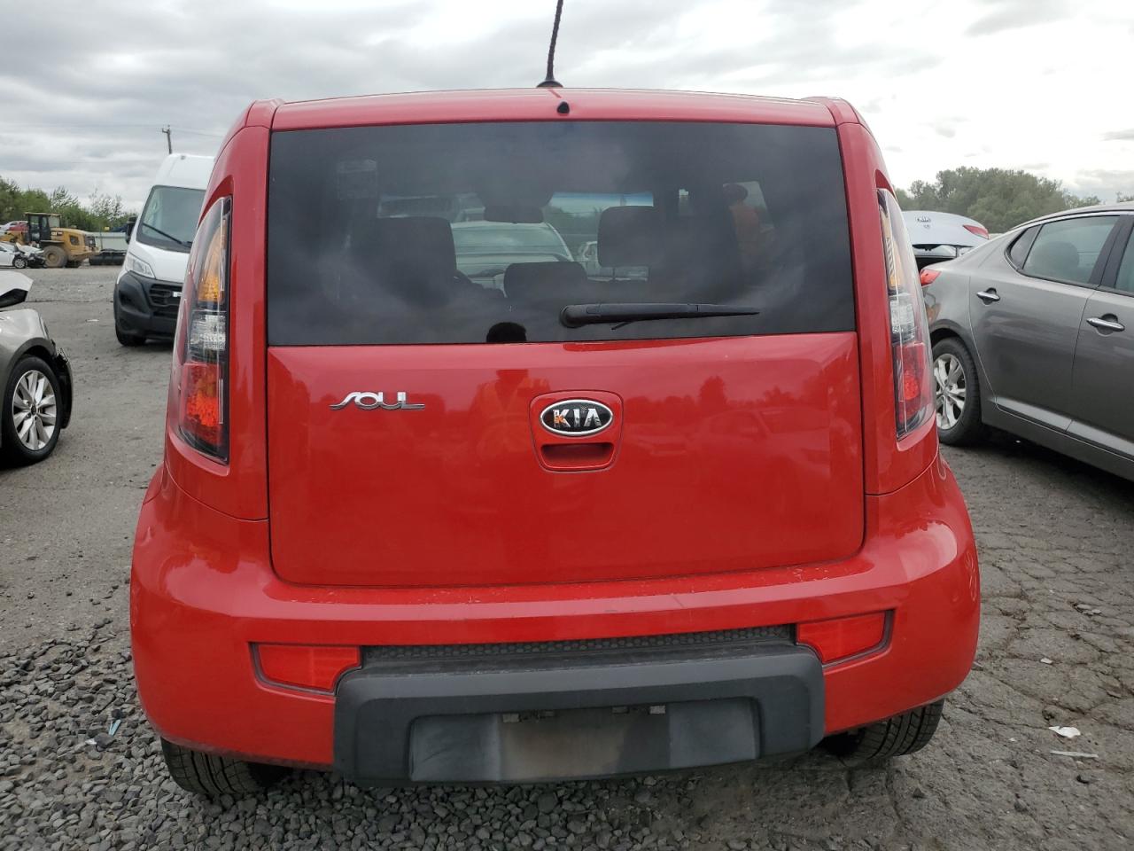 2011 Kia Soul + VIN: KNDJT2A26B7260890 Lot: 67543524