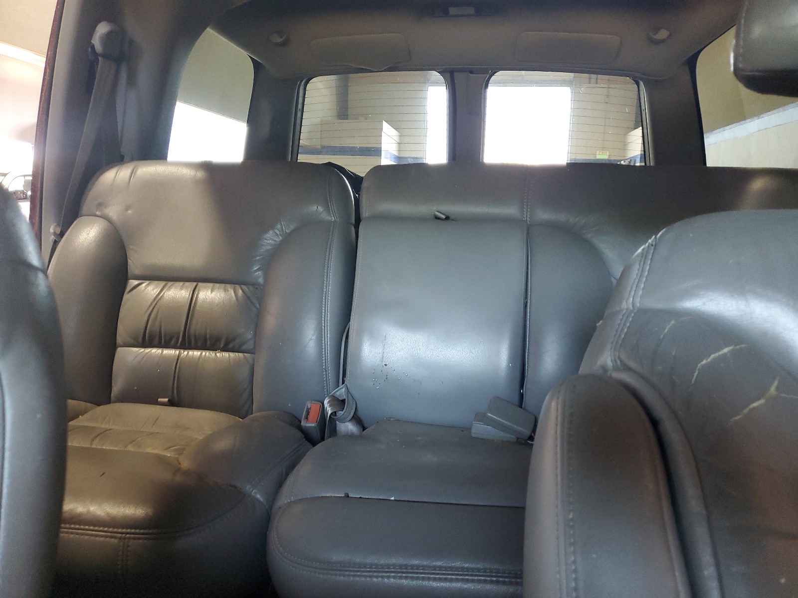 1GNEK13R7WJ327960 1998 Chevrolet Tahoe K1500