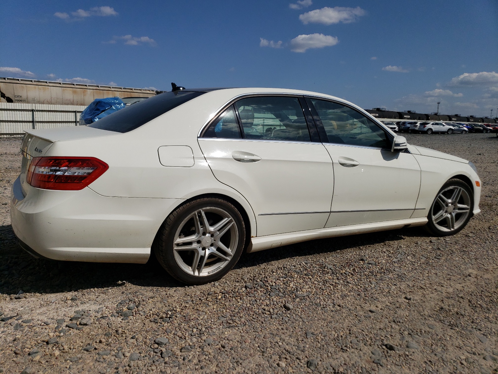 WDDHF8HB4BA410728 2011 Mercedes-Benz E 350 4Matic