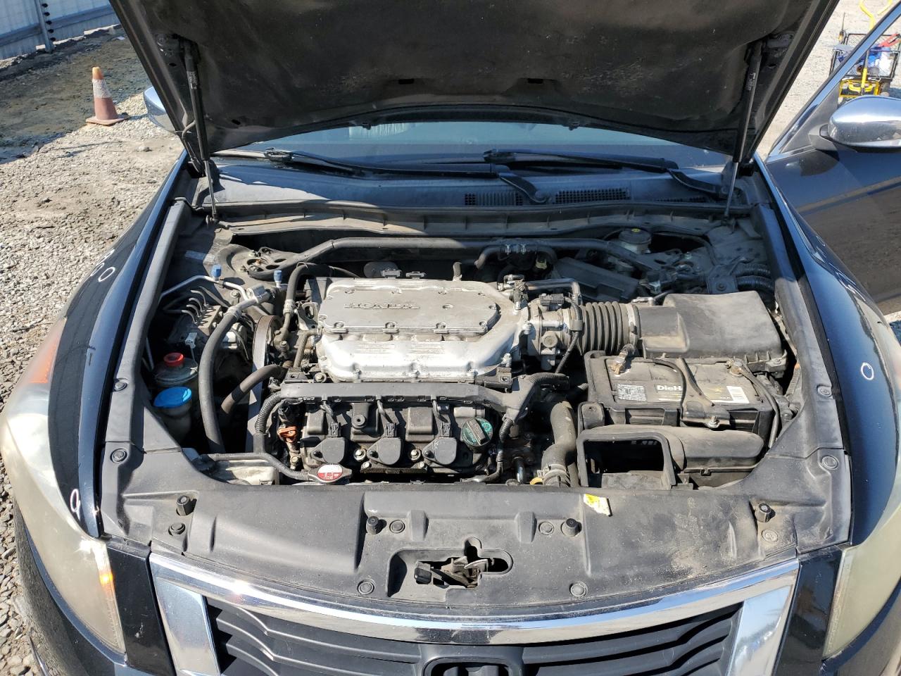 1HGCP3F85AA019163 2010 Honda Accord Exl