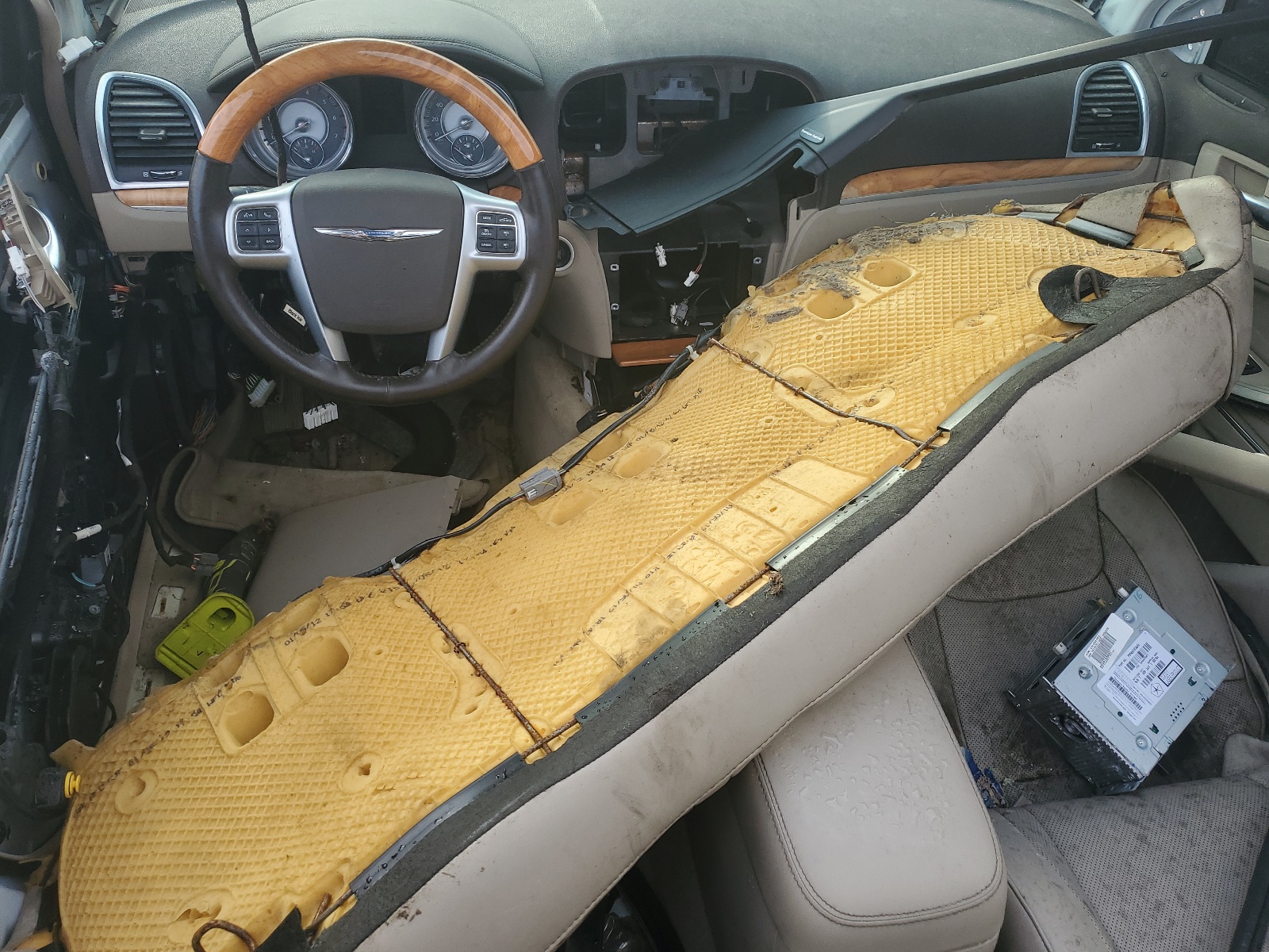 2C3CCAET2CH188151 2012 Chrysler 300C