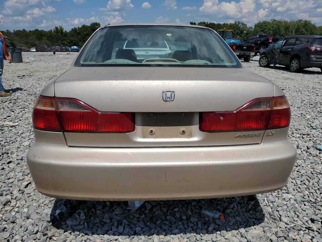 2000 Honda Accord Lx VIN: 3HGCG6659YG707380 Lot: 68732934