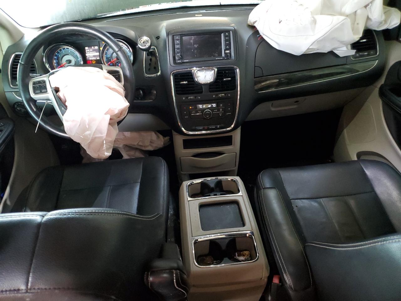 2016 Chrysler Town & Country Touring VIN: 2C4RC1BG7GR157345 Lot: 67720184