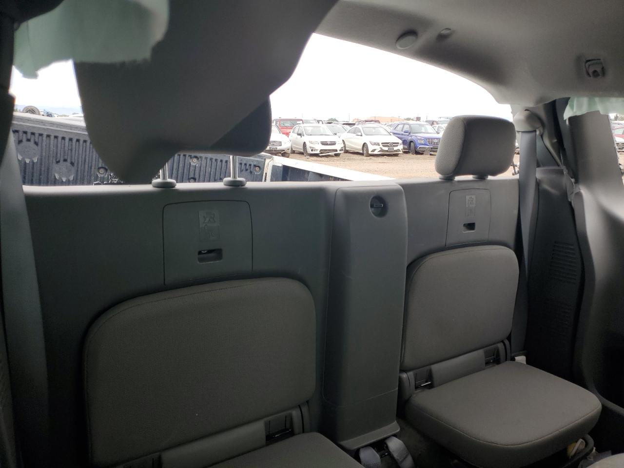2013 Nissan Navara (Frontier) - Image 10