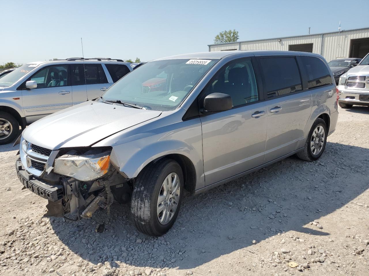 2018 Dodge Caravan - Image 1