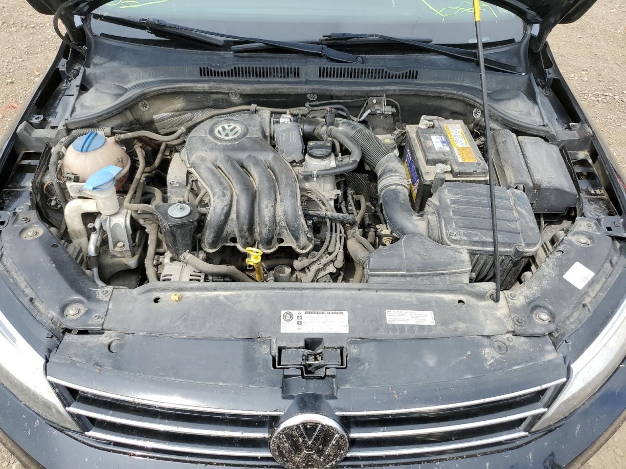 2015 Volkswagen Jetta - Image 11