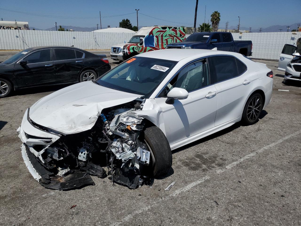 4T1G11AK8PU777042 2023 TOYOTA CAMRY - Image 1