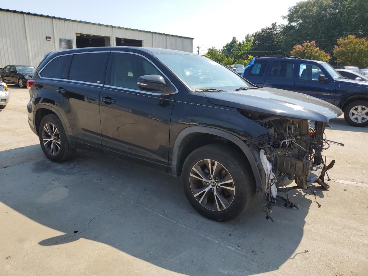 2017 Toyota Highlander Le VIN: 5TDZZRFH7HS216564 Lot: 67230654