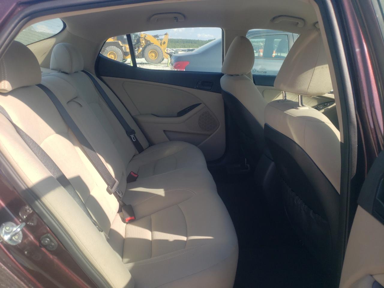 2015 Kia Optima Lx VIN: 5XXGM4A74FG482825 Lot: 68245854