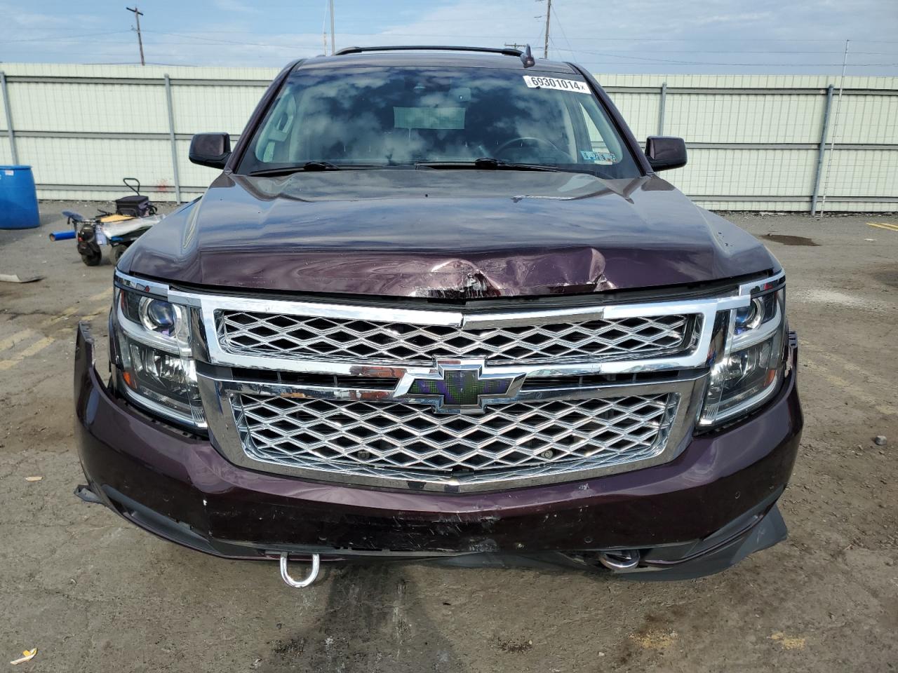 2017 Chevrolet Suburban - Image 5